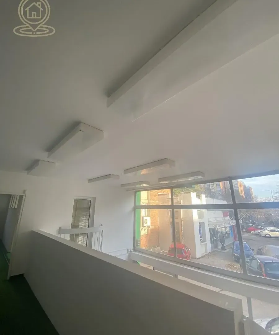 Rent, office space, 240m², Dom zdravlja, Niš