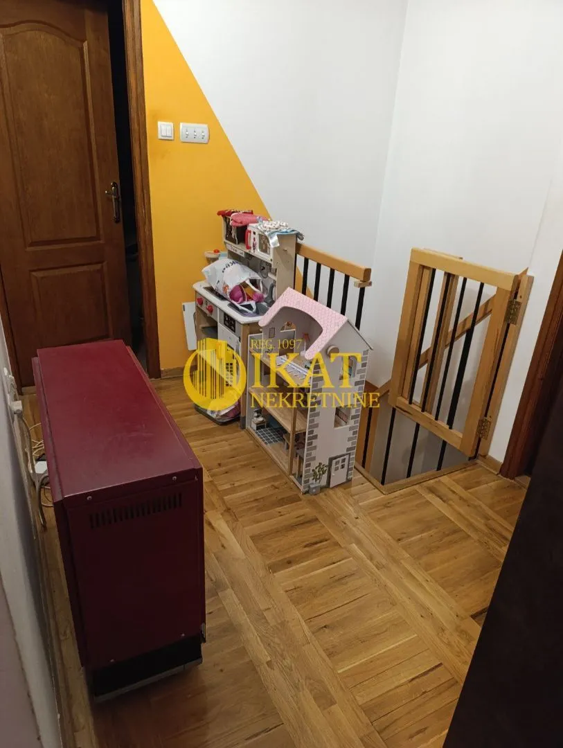 Prodaja, trosoban stan, 80m², Karaburma, Palilula Sve Podlokacije