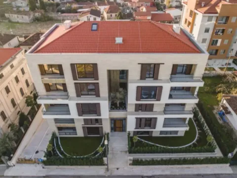 Sale, three bedroom apartment, 149m², Stara Varoš, Podgorica - image 7