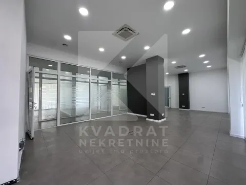 Izdavanje, poslovni prostor, 362m², Ljubović, Podgorica - image 18