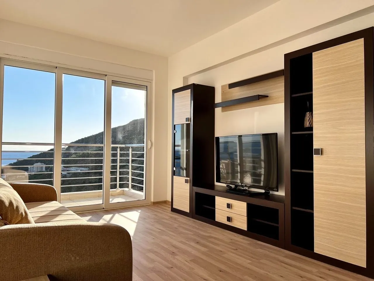 Sale, two bedroom apartment, 78m², Bečići, Budva