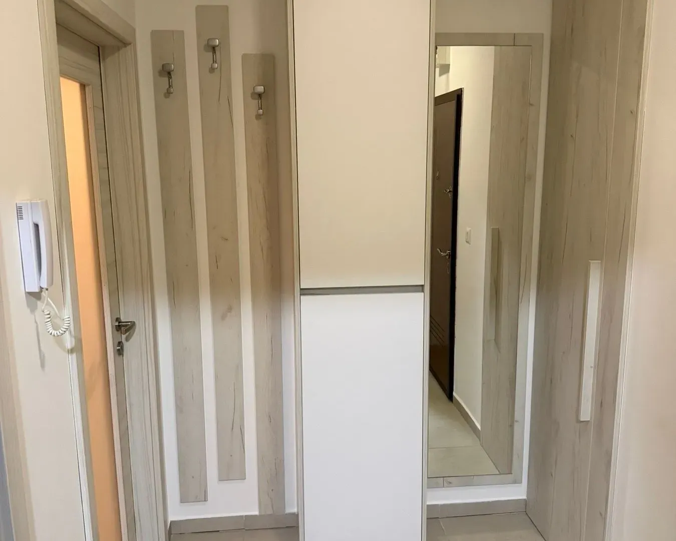 Rent, one bedroom apartment, 54m², Ljubović, Podgorica
