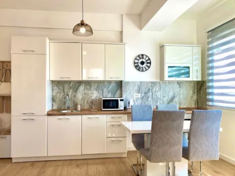 Sale, one bedroom apartment, 41m², Centar, Bar - image 2