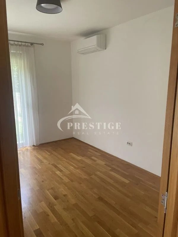 Rent, three bedroom apartment, 110m², Gorica C, Podgorica