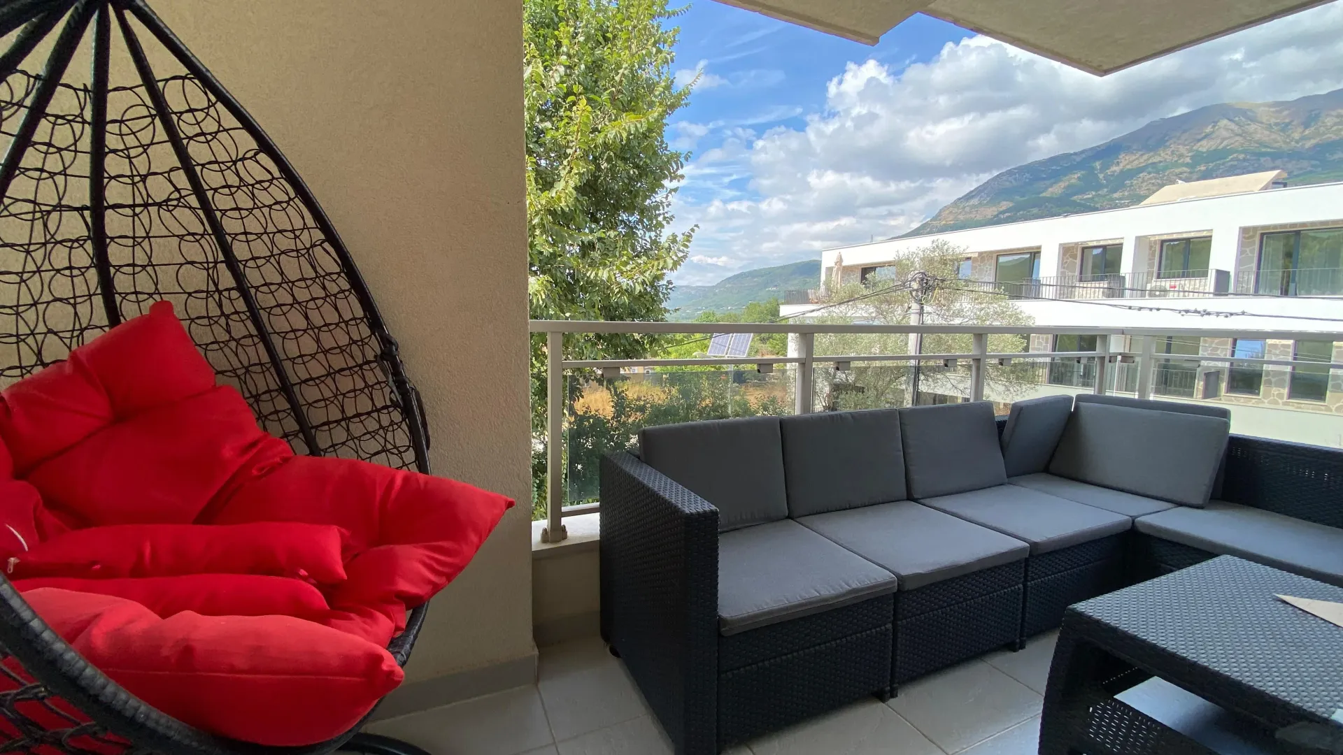 Rent, two bedroom apartment, 89m², Radanovići, Kotor