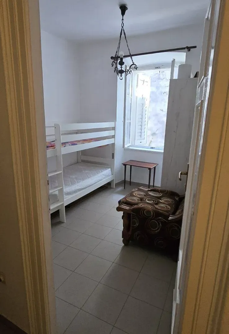 Prodaja, trosoban stan, 72m², Kotor, Crna Gora