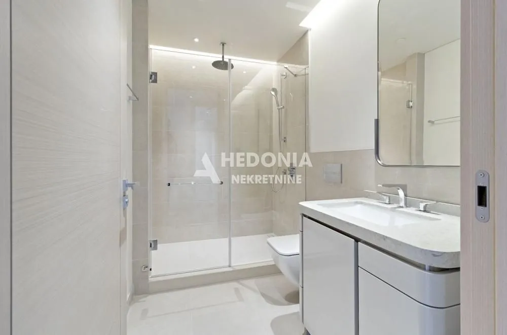 Rent, three bedroom apartment, 90m², Savski Venac, Beograd