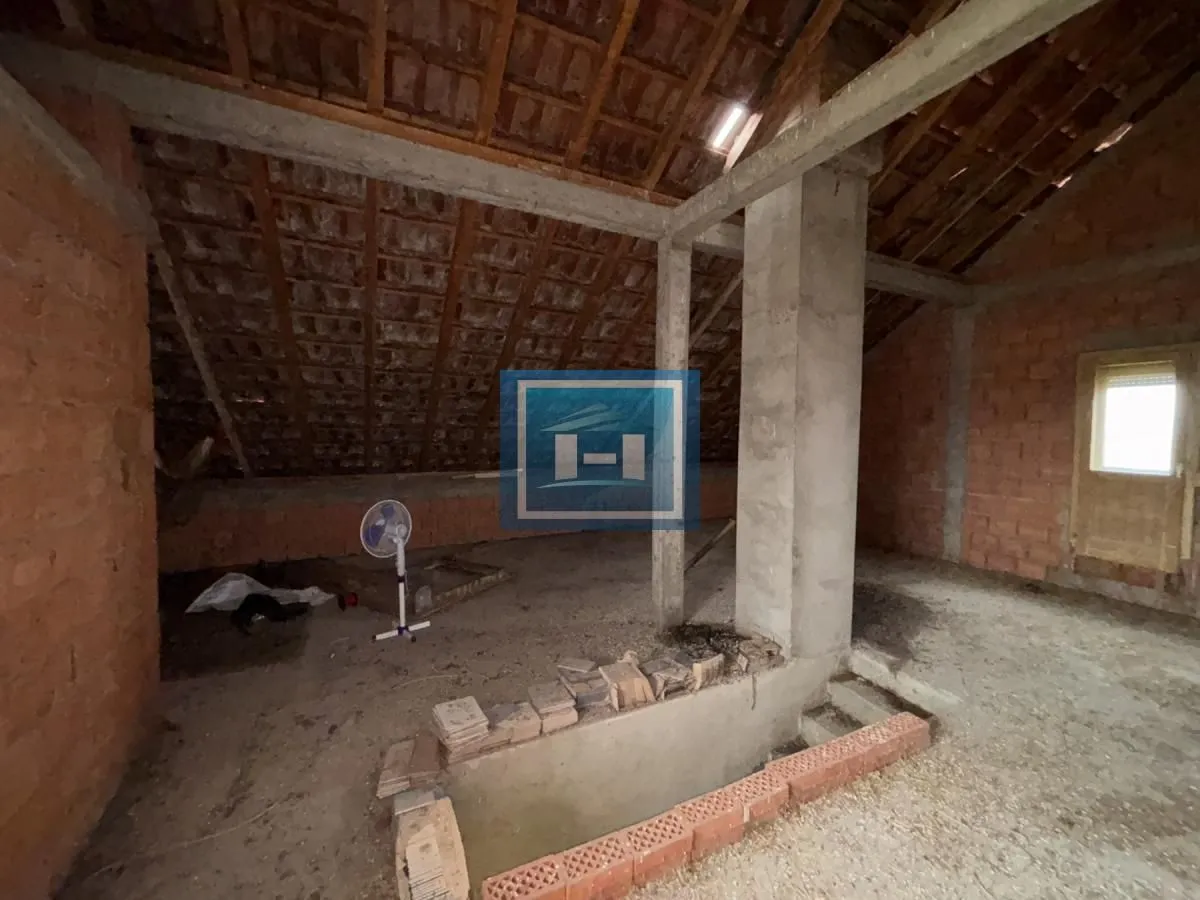 Prodaja, kuća, 194m², Ribare, Jagodina