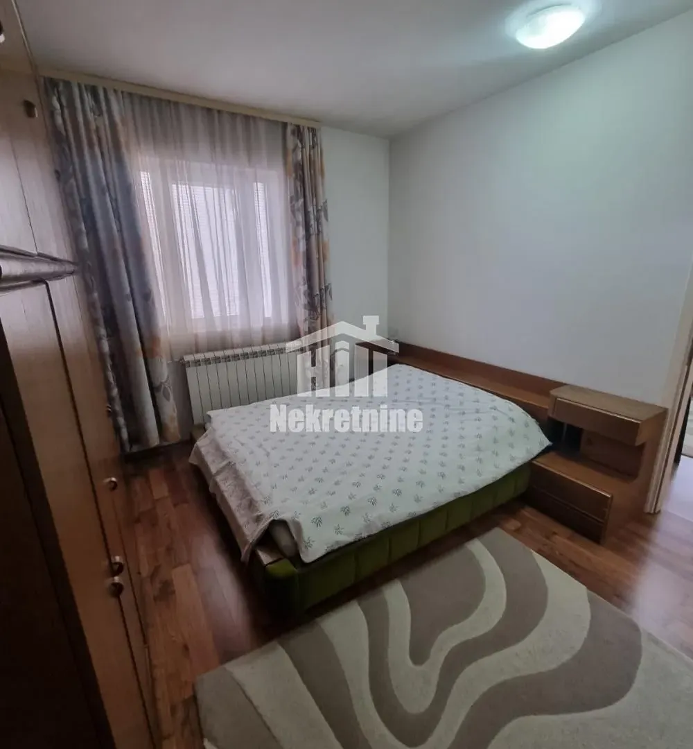 Prodaja, četvorosoban stan, 105m², Zemun Novi Grad, Zemun Sve Podlokacije