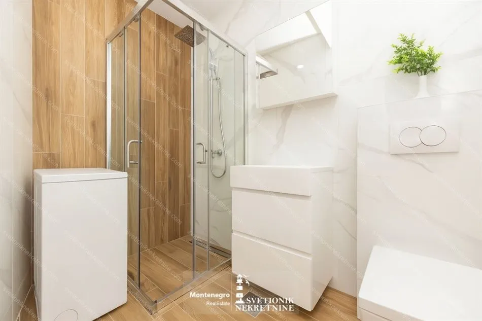 Prodaja, jednosoban stan, 50m², Đenovići, Herceg Novi