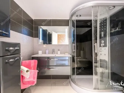 Prodaja, kuća, 428m², Orahovac, Kotor - image 39