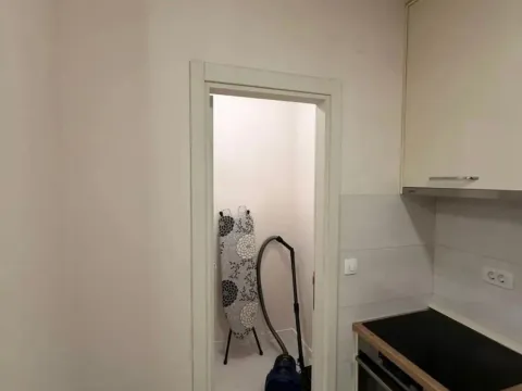 Izdavanje, jednosoban stan, 52m², Central Point, Podgorica - image 6