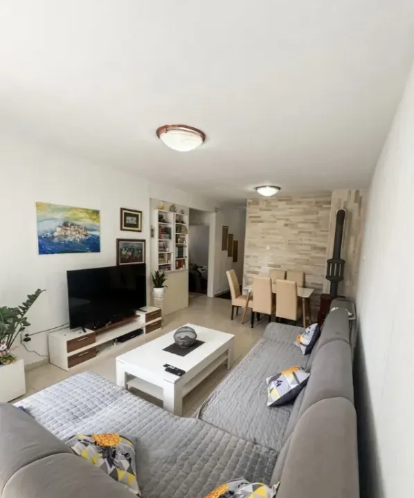 Sale, three bedroom apartment, 76m², Rozino, Budva