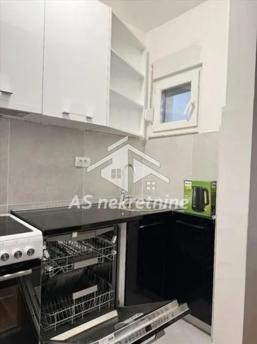 Rent, three bedroom apartment, 68m², Lekino Brdo, Voždovac Sve Podlokacije