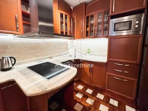 Izdavanje, dvosoban stan, 73m², Novi Beograd Blok 22, Novi Beograd Sve Podlokacije - image 4