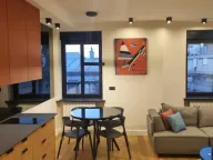 Izdavanje, trosoban stan, 60m², Stari Grad, Beograd - image 2