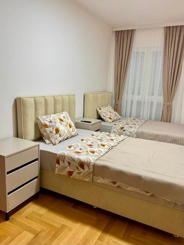 Rent, two bedroom apartment, 62m², Radanovići, Kotor