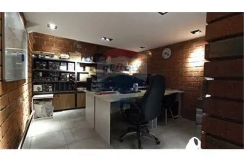 Prodaja, poslovni prostor, 97m², Niš, Srbija