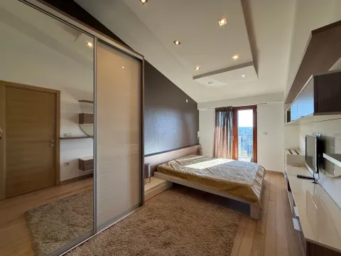 Prodaja, trosoban stan, 120m², Podgorica, Crna Gora - image 5