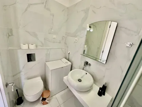 Rent, two bedroom apartment, 54m², Bečići, Budva - image 19