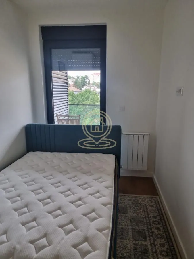 Izdavanje, dvosoban stan, 43m², Autokomanda, Voždovac Sve Podlokacije