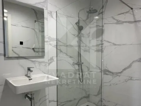 Rent, one bedroom apartment, 53m², Krivi Most, Podgorica - image 8