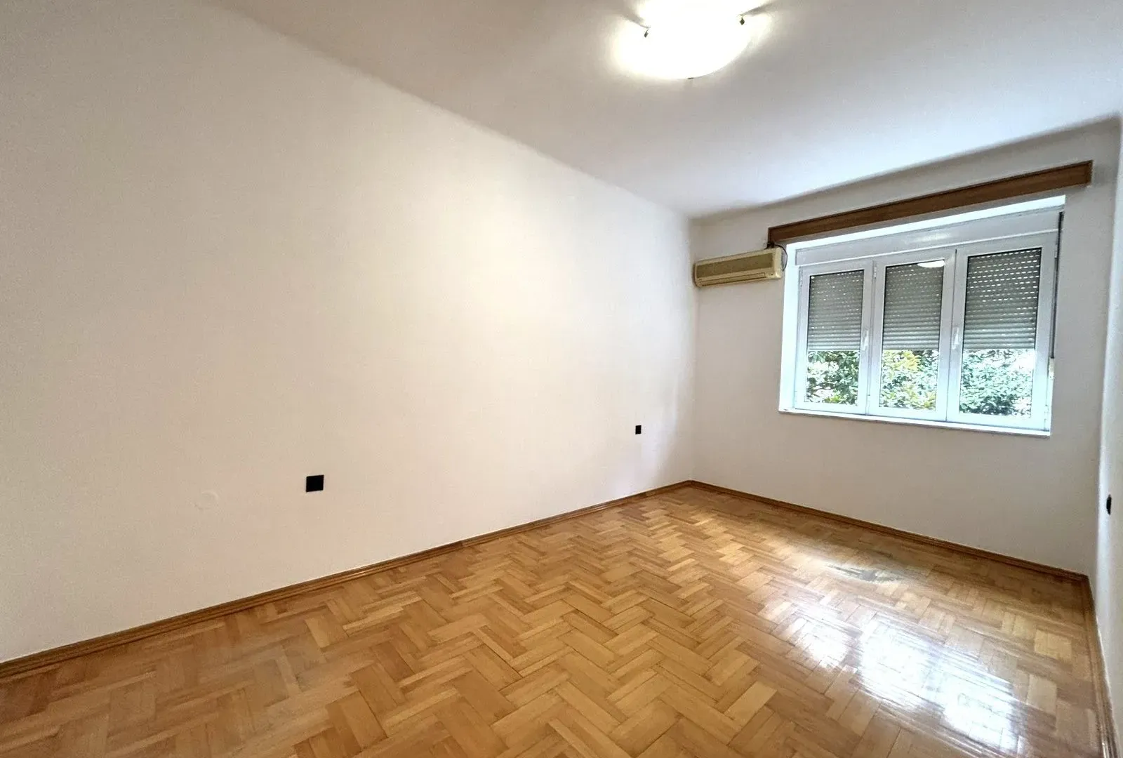 Rent, office space, 60m², Centar, Podgorica