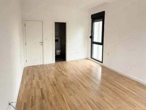 Prodaja, trosoban stan, 90m², Donja Gorica, Podgorica - image 3