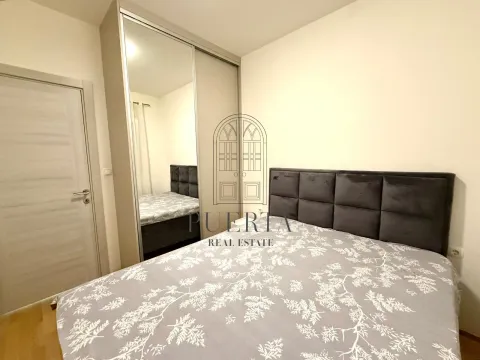 Rent, two bedroom apartment, 70m², 1 maj, Podgorica - image 10