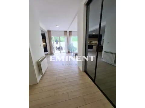 Prodaja, stan, 220m², Savski Venac, Beograd - image 11