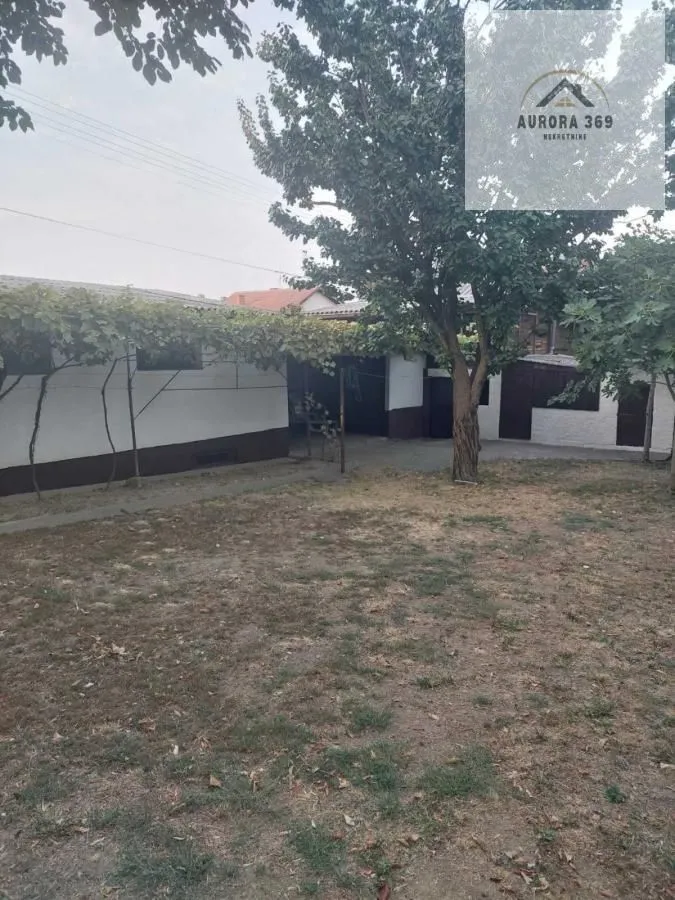 Sale, house, 290m², Ruma, Srbija