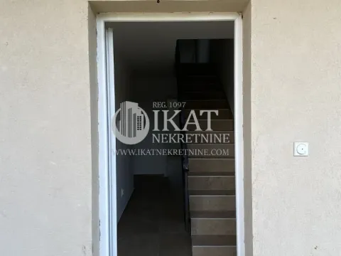 Izdavanje, kuća, 160m², Boleč, Grocka - image 4