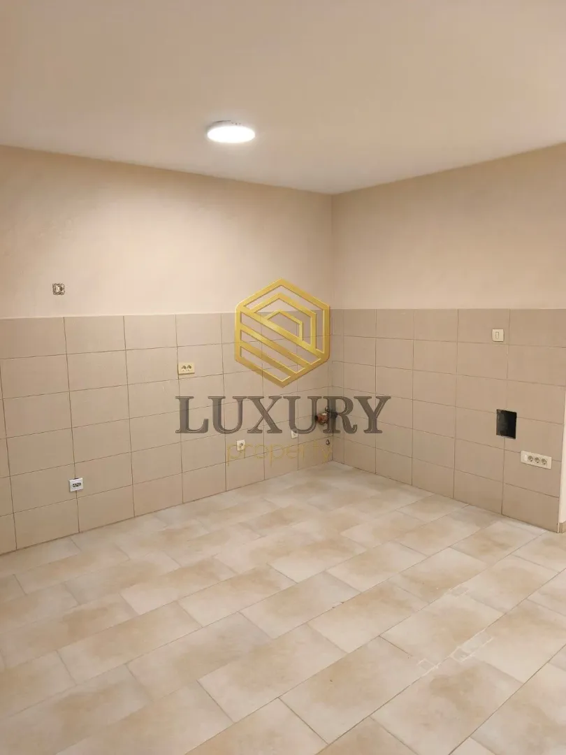Rent, office space, 47m², Stari Aerodrom, Podgorica
