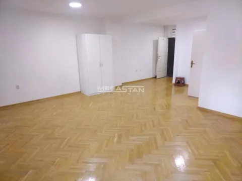 Rent, office space, 59m², Vračar Centar, Vračar Sve Podlokacije - image 7