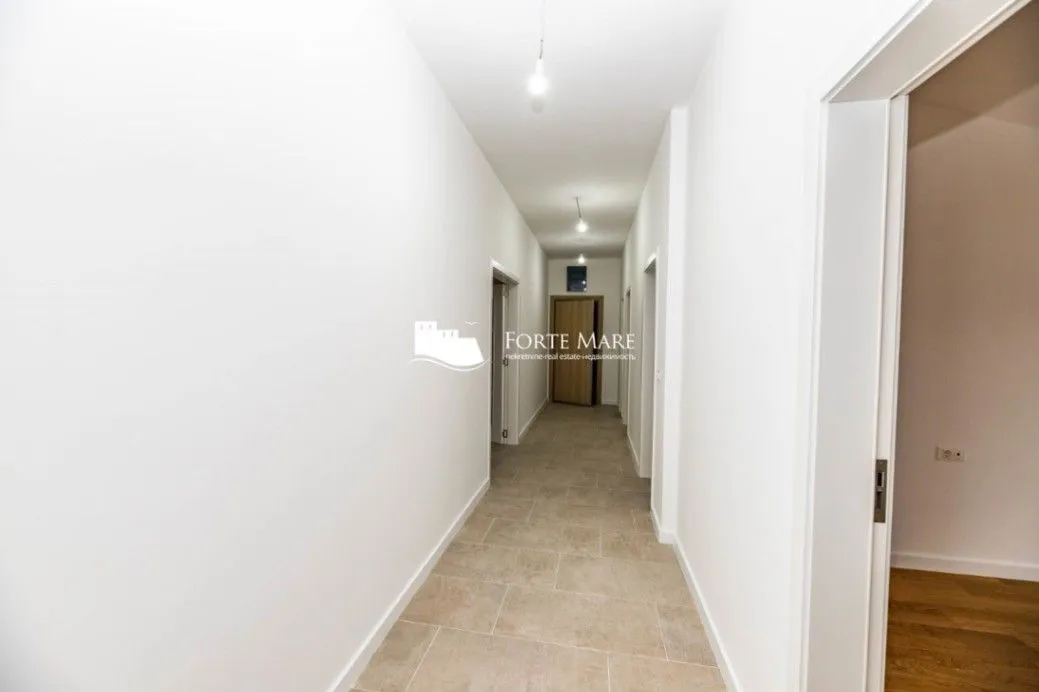 Prodaja, trosoban stan, 107m², Bijela, Herceg Novi