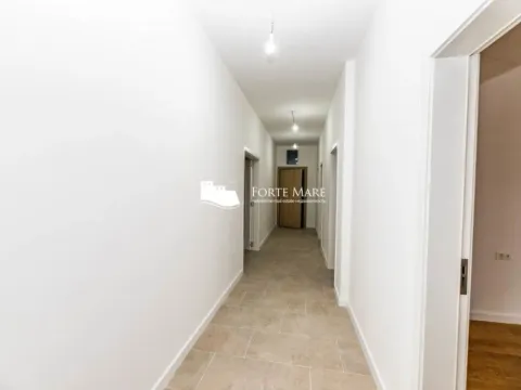 Sale, three bedroom apartment, 107m², Bijela, Herceg Novi - image 11