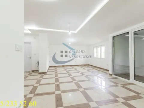 Prodaja, trosoban stan, 68m², Hala Pionir, Palilula Sve Podlokacije - image 11