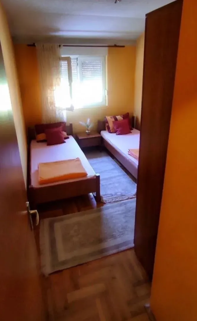 Rent, one bedroom apartment, 45m², Stari Aerodrom, Podgorica