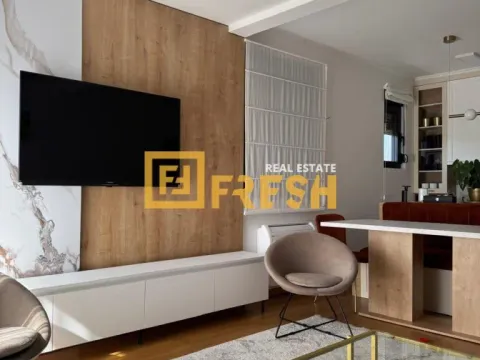 Prodaja, trosoban stan, 90m², Blok 9, Podgorica - image 4