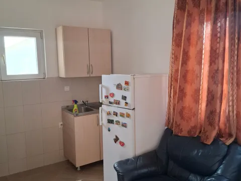 Rent, studio apartment, 20m², Polje, Bar - image 3