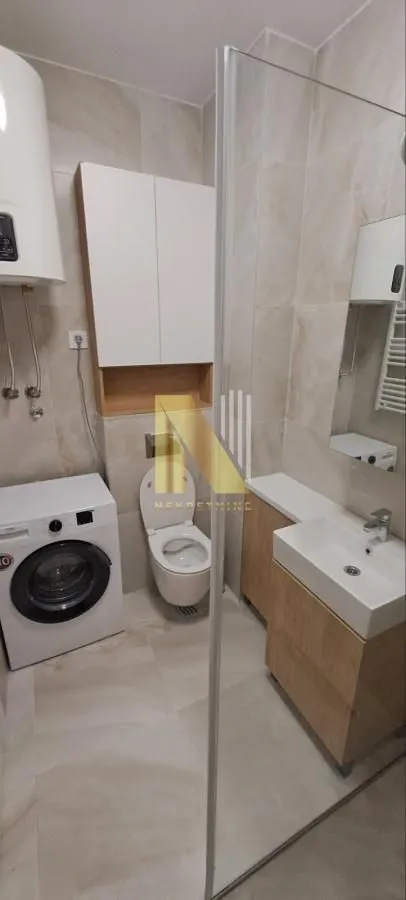 Izdavanje, jednosoban stan, 42m², Salajka, Novi Sad Sve Podlokacije