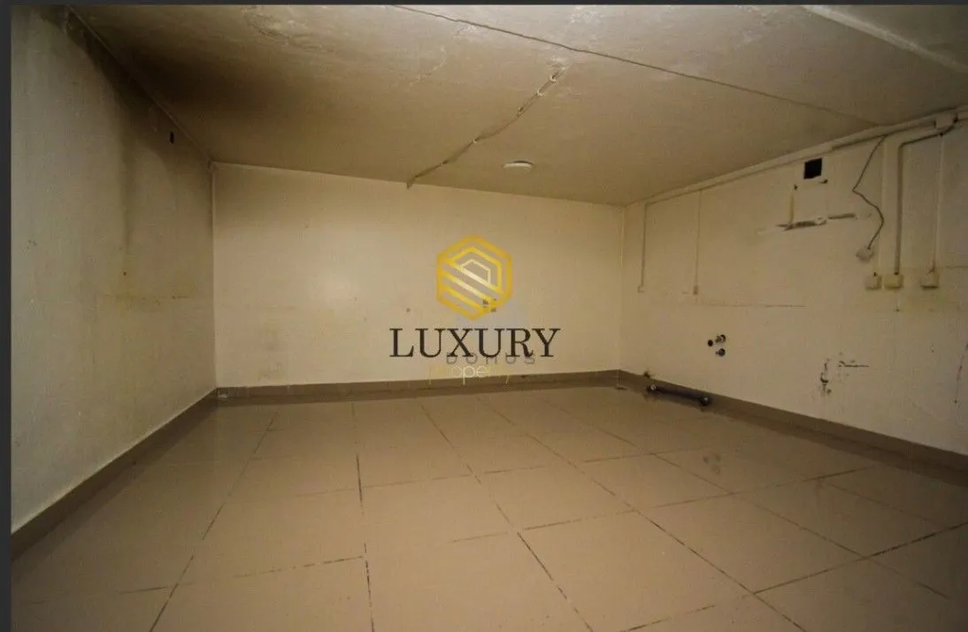 Rent, office space, 130m², Centar, Podgorica