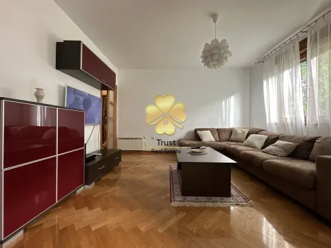 Izdavanje, jednosoban stan, 52m², Blok 9, Podgorica - image 3
