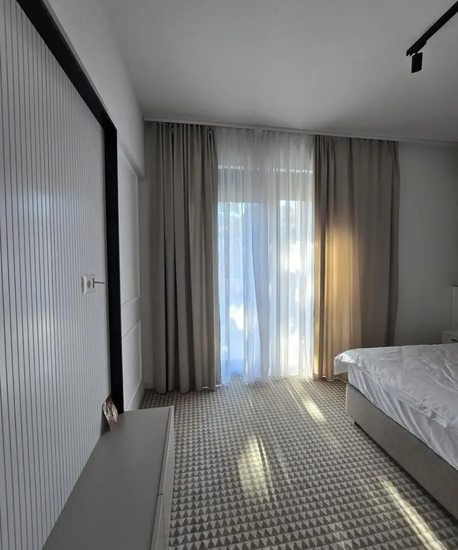 Prodaja, jednosoban stan, 74m², Centar, Budva