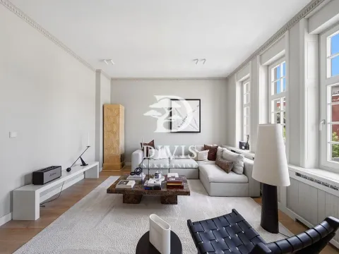 Rent, two bedroom apartment, 70m², Kalenić Pijaca, Vračar Sve Podlokacije - image 9