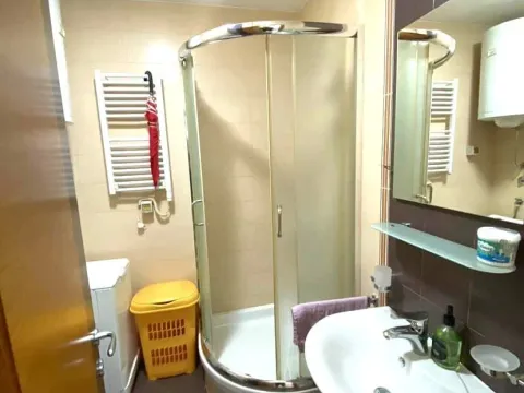 Rent, two bedroom apartment, 55m², Stari Aerodrom, Podgorica - image 8