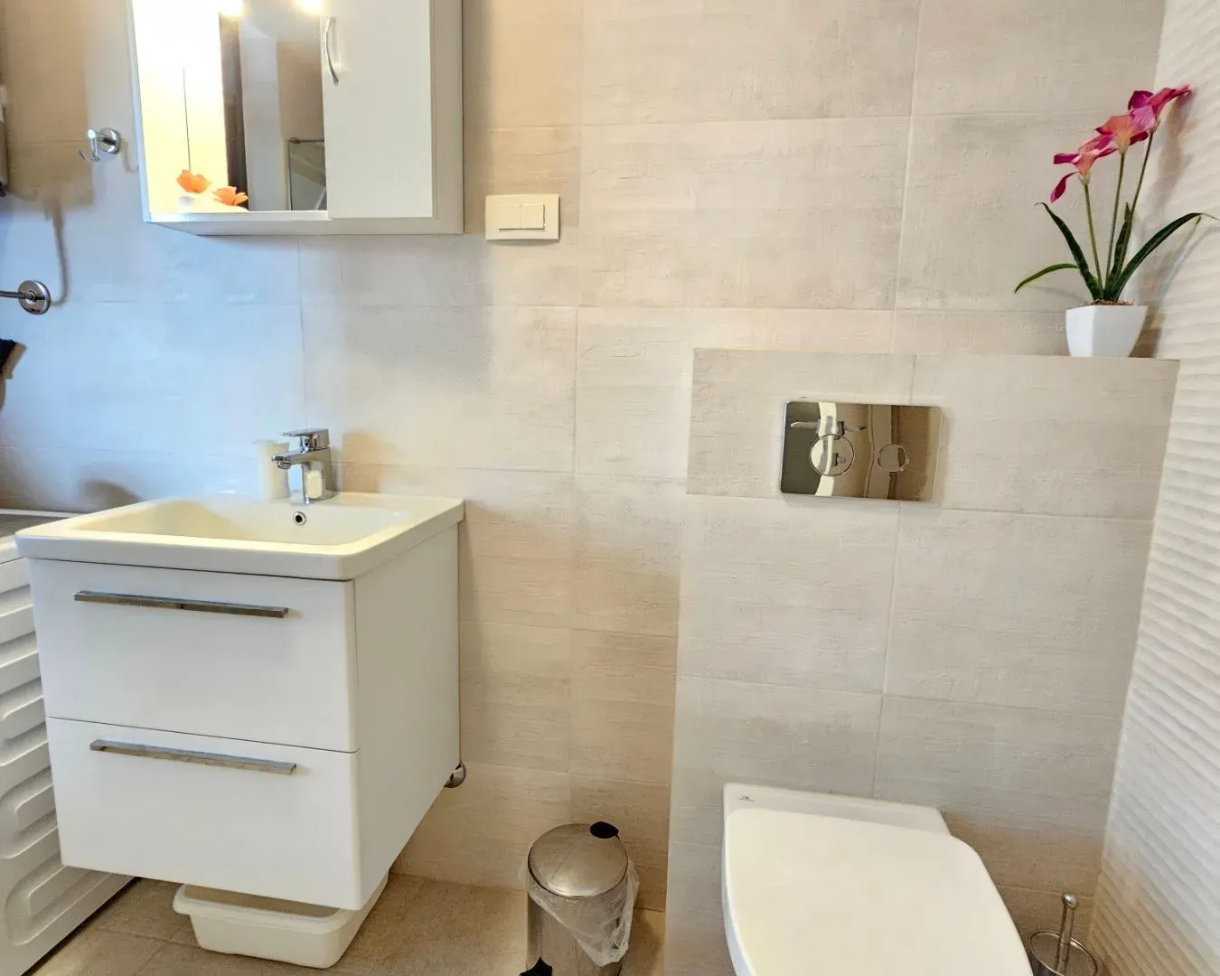 Rent, one bedroom apartment, 57m², Budva, Crna Gora