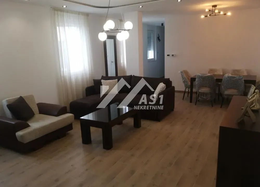 Rent, four bedroom apartment, 131m², Podbara, Novi Sad Sve Podlokacije