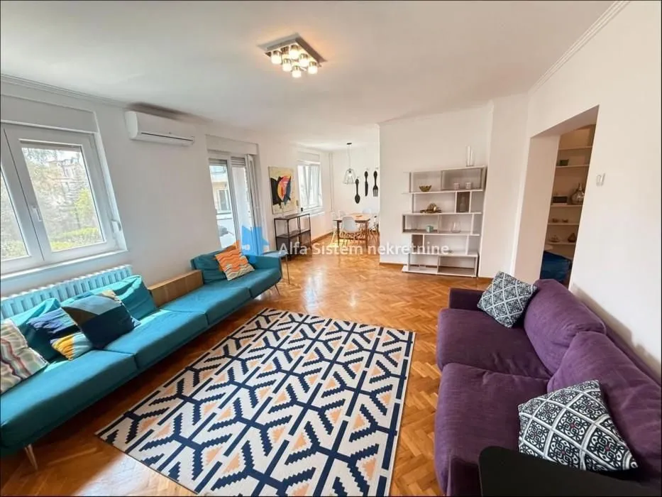 Izdavanje, četvorosoban stan, 98m², Savski Venac, Beograd