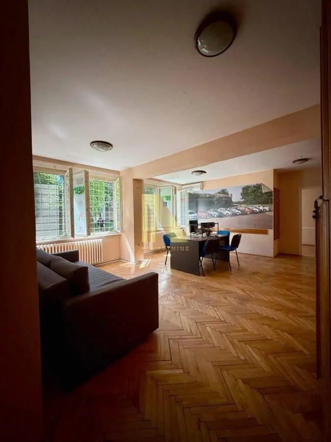 Rent, office space, 60m², Bulevar Oslobodjenja, Novi Sad Sve Podlokacije